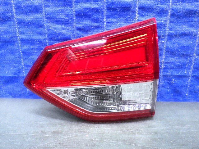 K1176 フリード ハイブリッド GB7 GB8 後期 右テール 内 LED 132-62202 J0 美品拍卖