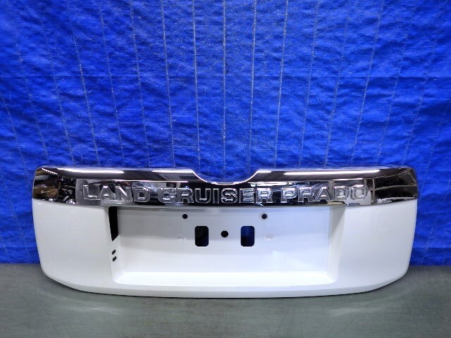 L181 ランクル プラド 150 後期 リアガーニッシュ 76811-60360 76811-60370 76801-60461 76801-60471 ランドクルーザープラド 良品拍卖