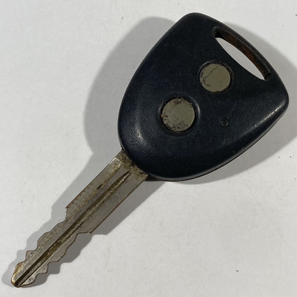 送料込 DAIHATSU ダイハツ純正 ムーブ ムーヴ タント ミラ イース 2ボタン 001YUB1005 グレーボタン スマートキー キーレス 鍵 MTI635I拍卖