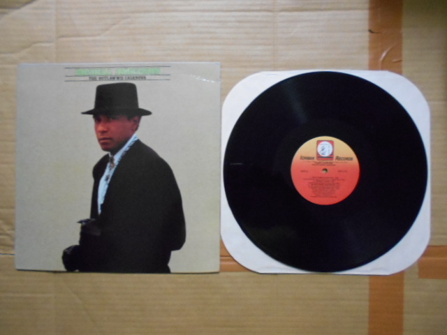 LP Roshell Anderson 「THE OUTLAWWH CASANOVA」 輸入盤 ICH1113 盤A面に薄いかすり傷 ジャケットの天地背に目立つシワ拍卖
