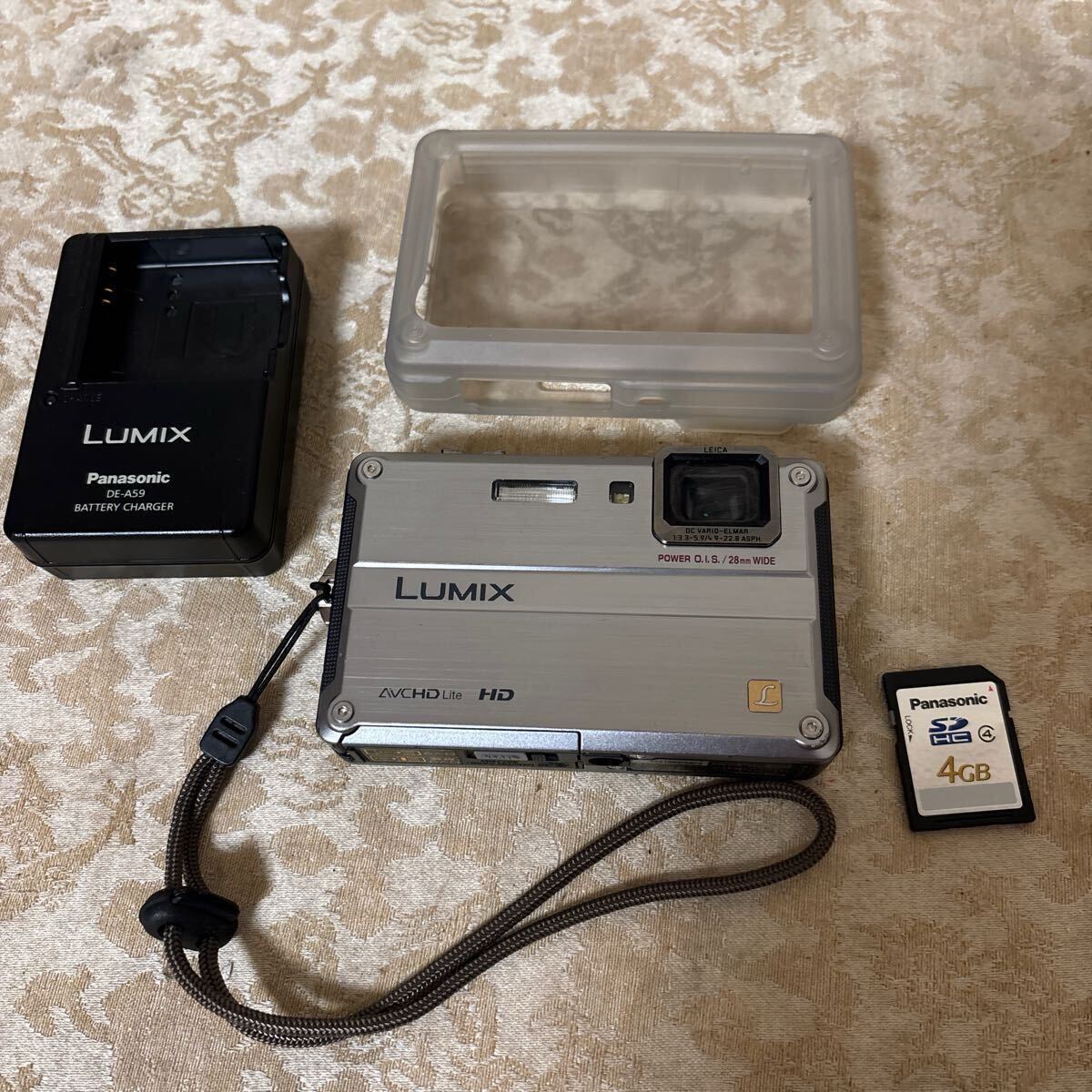 【動作美品】Panasonic LUMIX DMC-FT2 パナソニック ルミックス コンパクトデジタルカメラ デジカメ LEICA レイカ拍卖