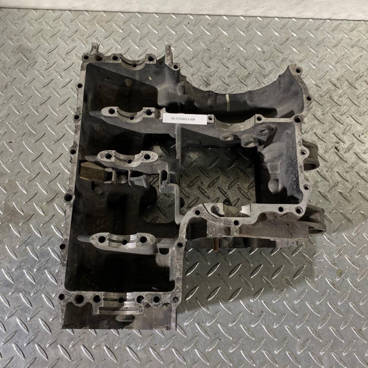 HONDA CBX400F クランクケース 下側 ホンダ拍卖