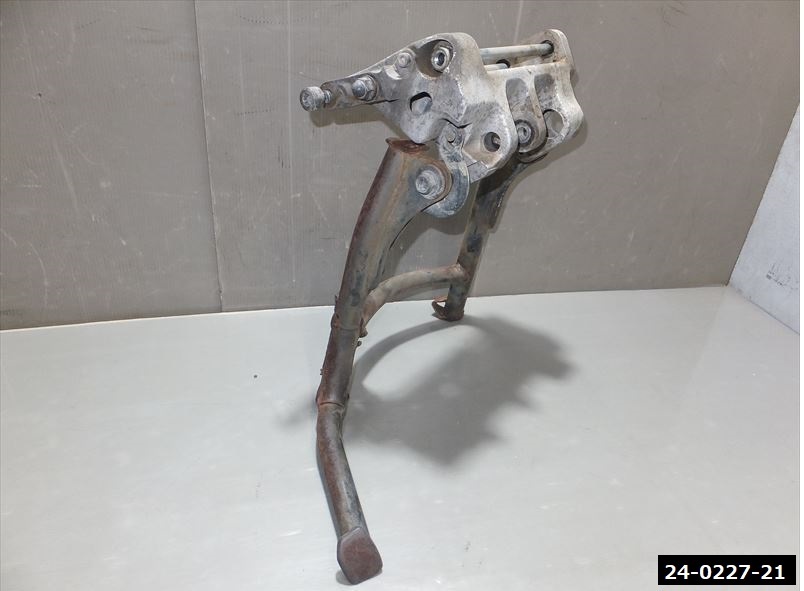 HONDA HONDA VFR800P センタースタンド RC49 ポリス VFR800 RC46 ホンダ VFR 当時物 部品取り (24-0227-21) ホンダ拍卖