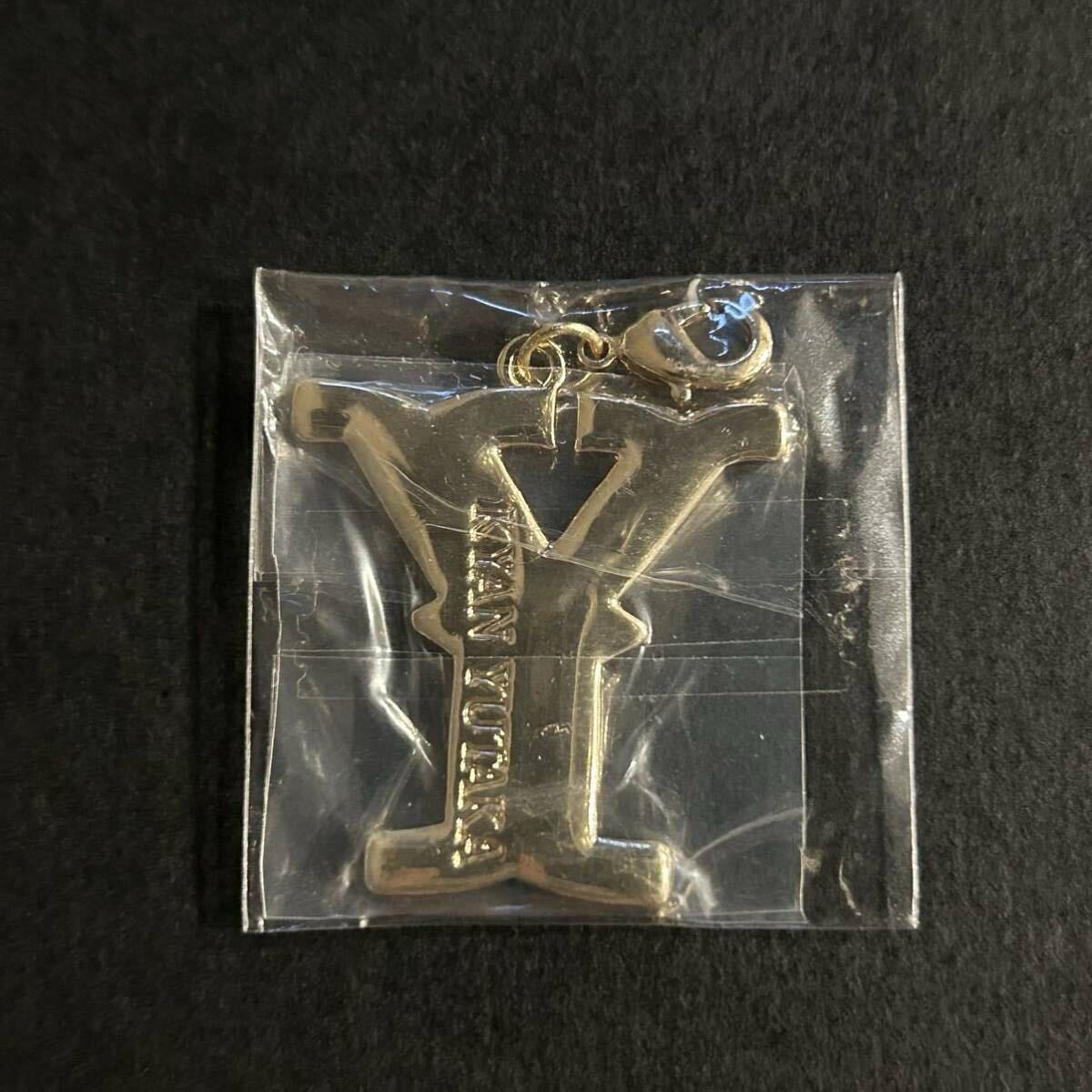 新品★イニシャルチャーム 喜矢武豊 Y【2015年 ゴールデンボンバー 歌広、金爆やめるってよ 歌やめ 馬ツ グッズ キーホルダー ガチャ】拍卖