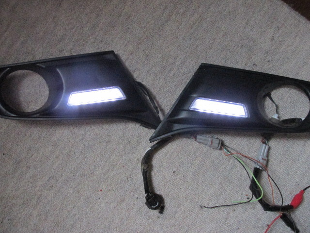 希少MA15Sスズキ ソリオ純正オプション LEDデイライト イルミネーション フォグ部カバー 左右セット 配線付き拍卖