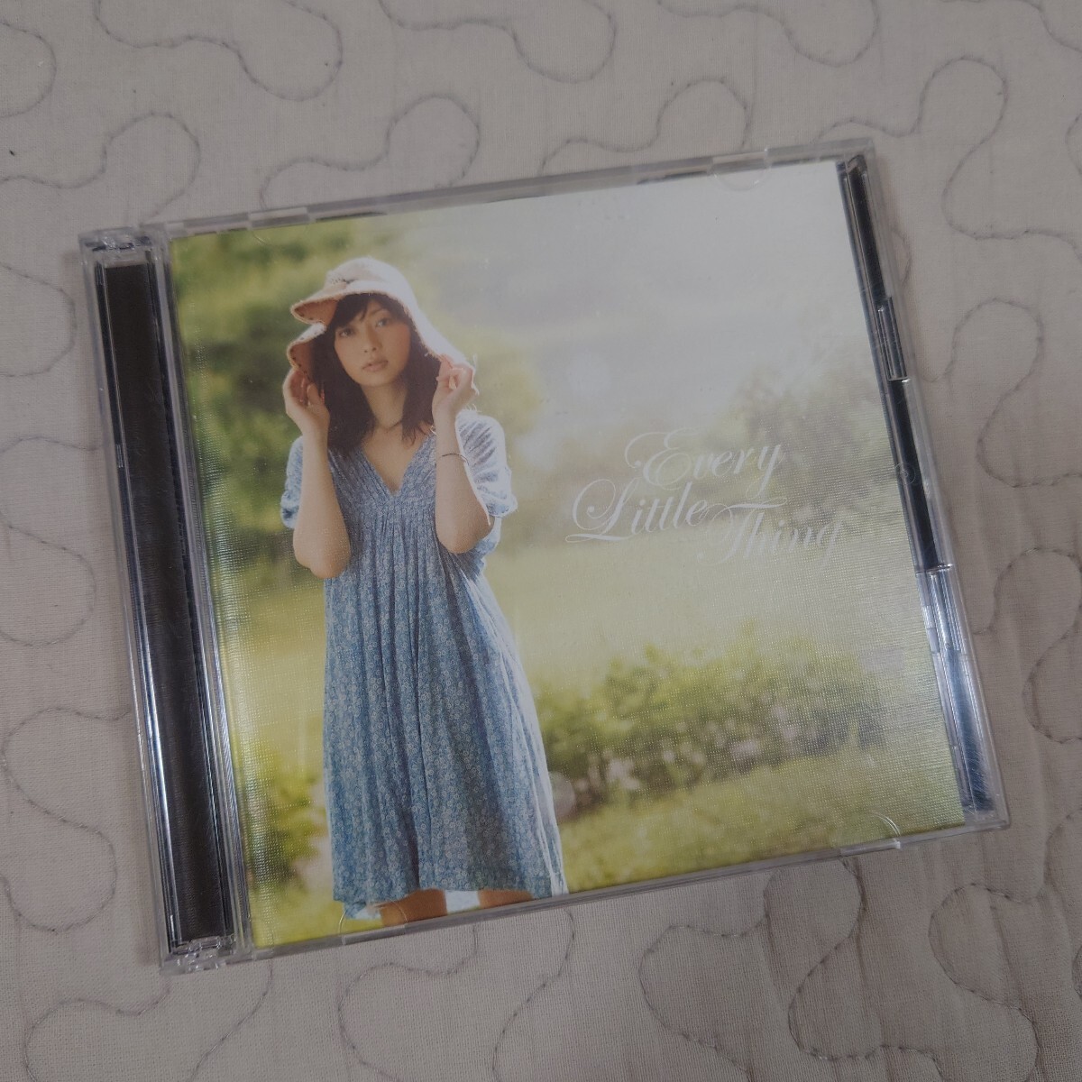 Every Little Thing 35th single あたらしい日々/黄金の月(CD+DVD)拍卖