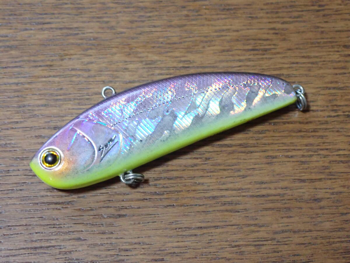 Sum Lures サムルアーズ SUM VIBration サムバイブレーション 75SS ① バス トラウト サクラマス イトウ アメマス 渓流 本流 レイク拍卖