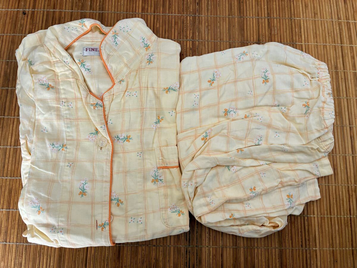 FINEPALETTE長袖長ズボン前開きパジャマナイトウェア上下セットアップL綿コットン100%♪淡い黄色花柄チェック柄拍卖