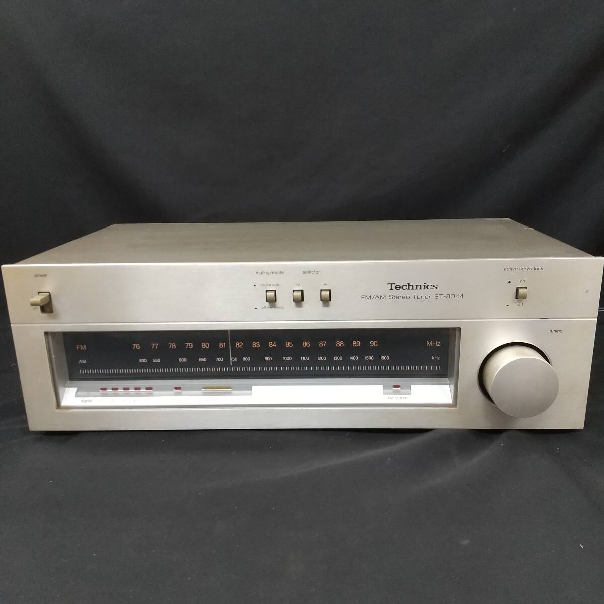 ◎テクニクス◎Technics FM/AM STEREO TUNER ST-8044 アクティブサーボロック・LEDインジケーター搭載 通電確認済 即発送拍卖
