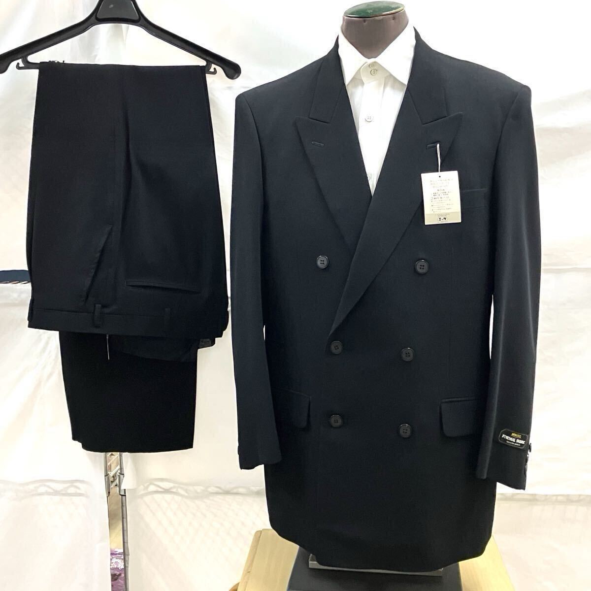 新品未使用 激安 礼服 春夏 喪服 サマーフォーマルスーツ ダブル 6ツボタン A8 NIKKE メンズ 1タック ノーベンツ 日本製 3000-54 拍卖