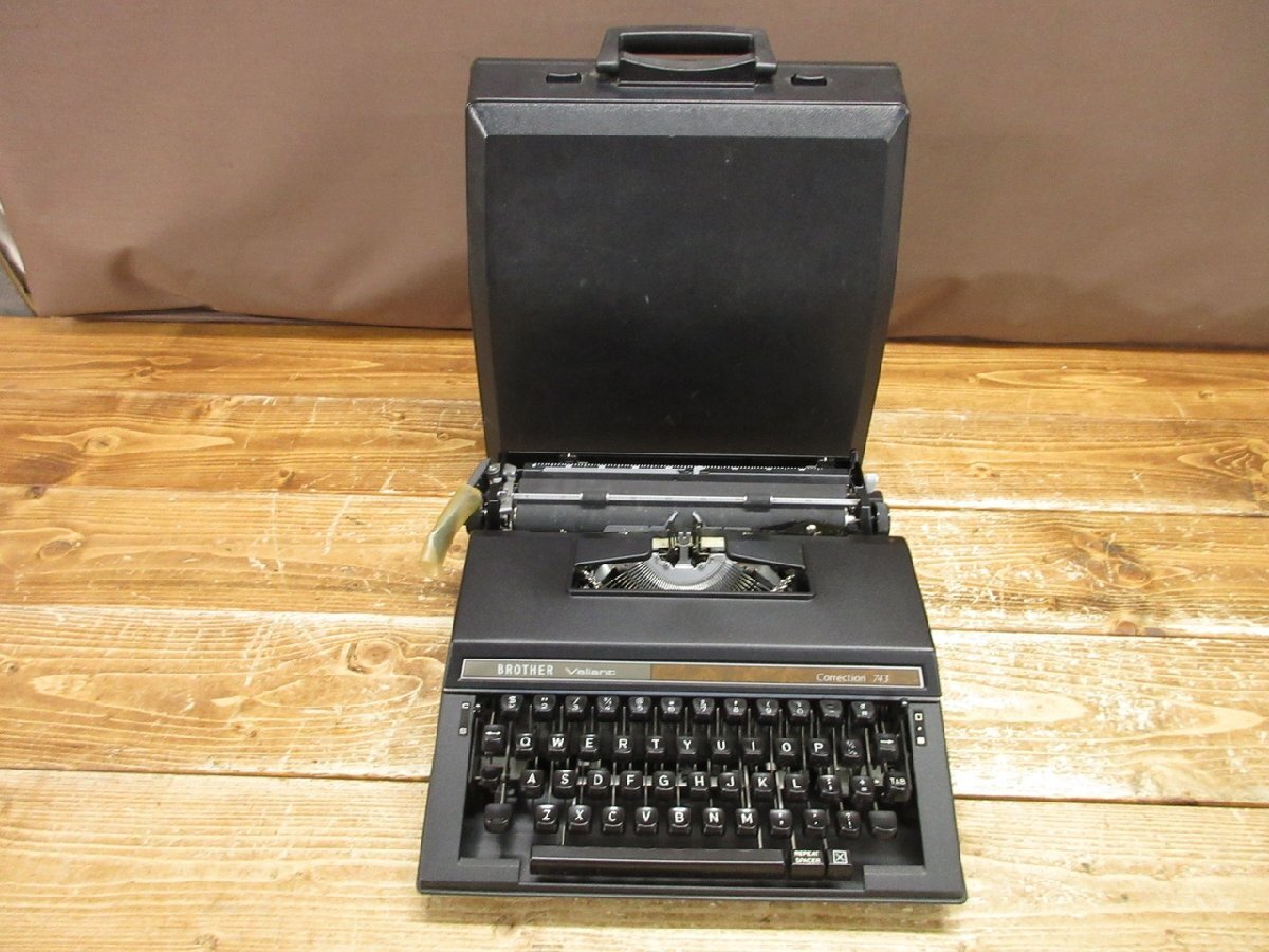 【T5-4760】当時物 BROTHER ブラザー Valiant Correction 743 タイプライター 昭和レトロ ヴィンテージ 現状品 東京引取可【千円市場】拍卖