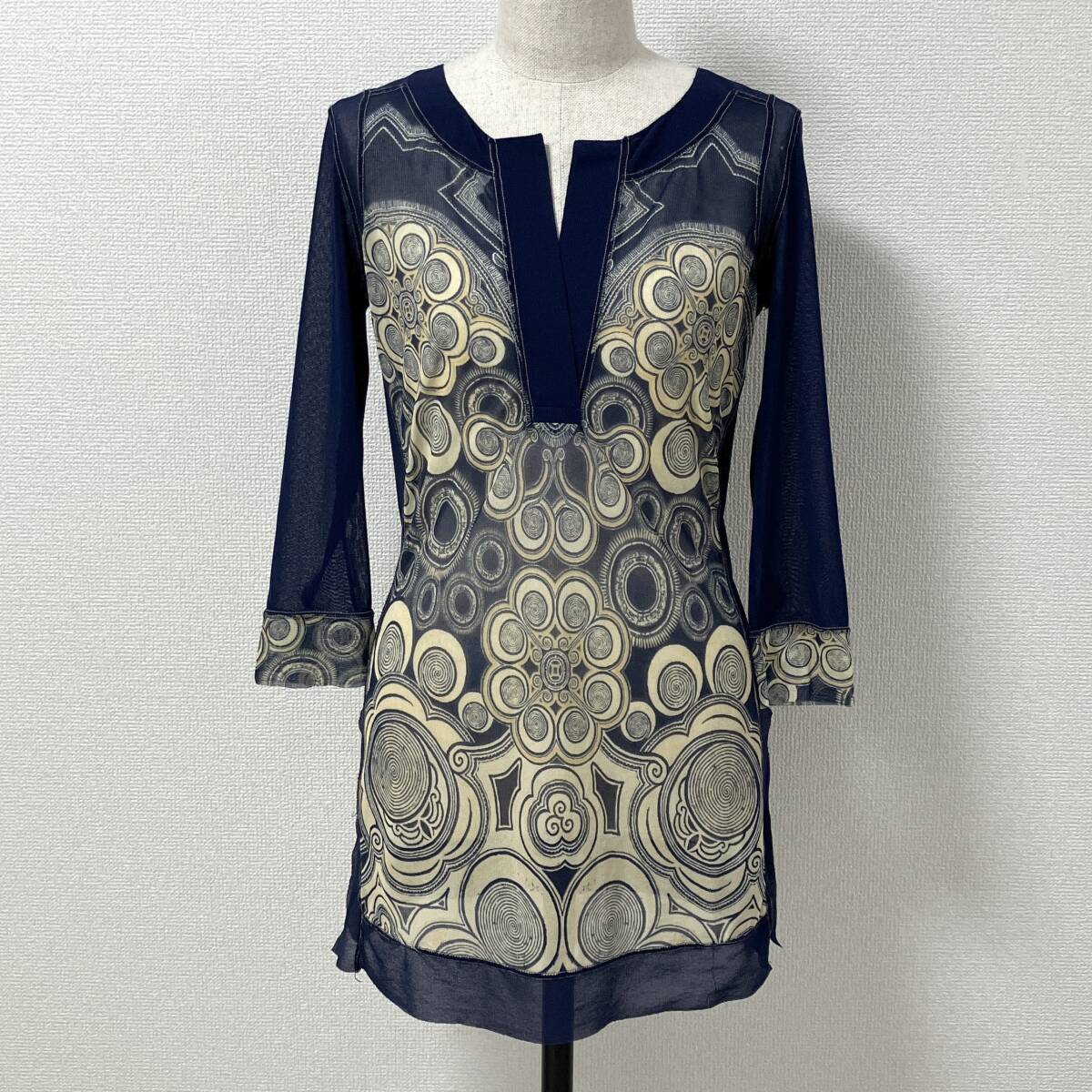 VIVIENNE TAM Mandala mesh 曼荼羅 パワーネット シアー カットソー 紺 0サイズ ヴィヴィアンタム ワンピース チュニック archive 5070102拍卖