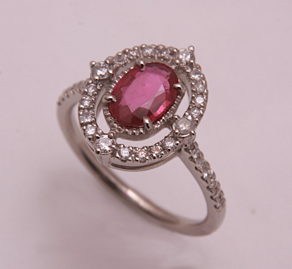 《質屋出品》Pt900★天然ルビー1.14ct+ダイアモンドデザインリング★C-6225拍卖