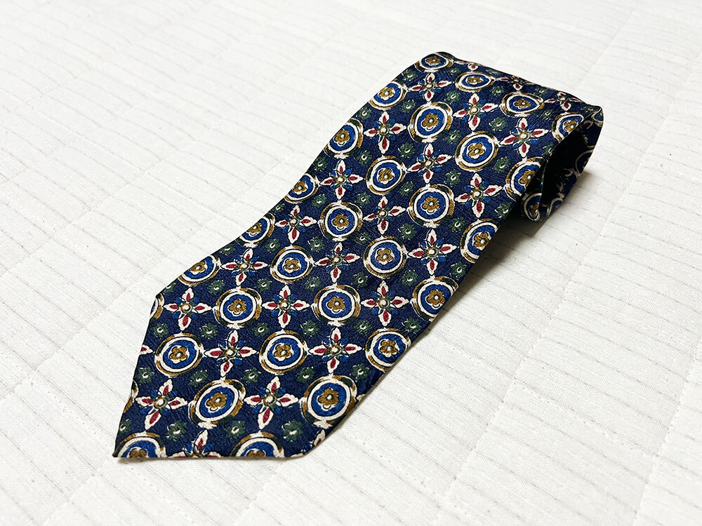 MCM 伊製 ネクタイ 花柄 シルク100%拍卖