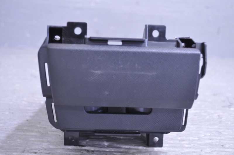 ステップワゴン スパーダ S PE 後期(RK5) 純正 破損無 取付OK 動作保証 ドリンクホルダー k091887拍卖