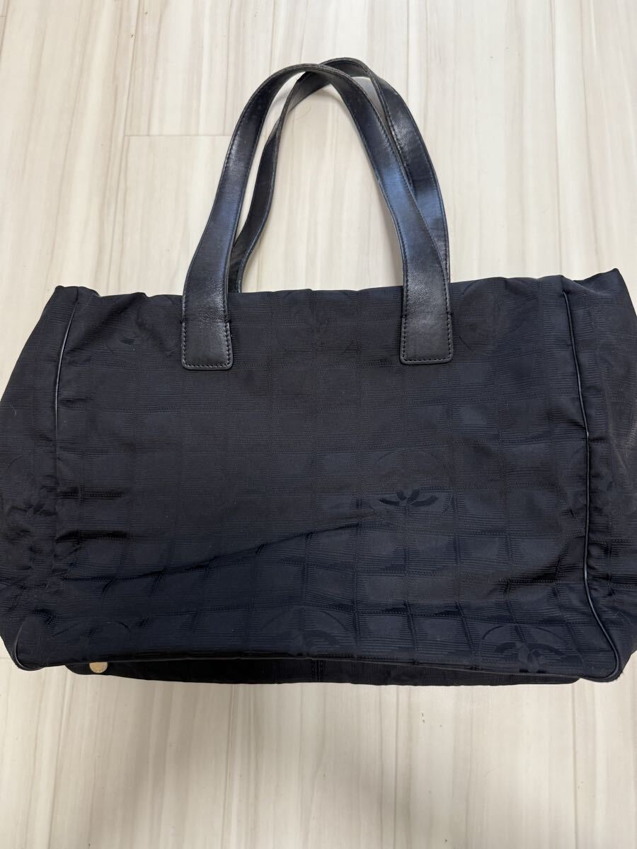 CHANELナイロンロゴバック拍卖