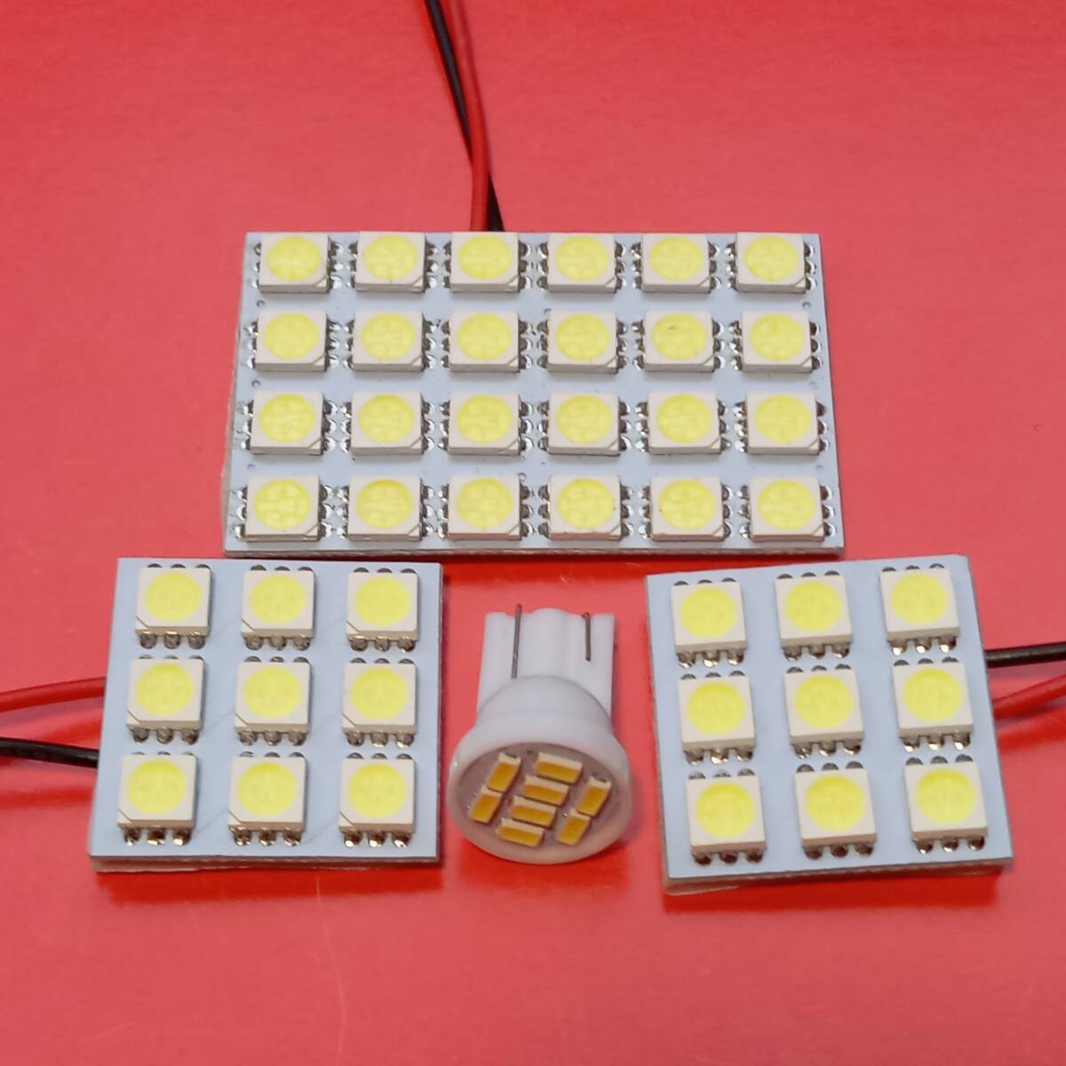 LA150S LA160S ムーブ 超爆光! T10 LED ルームランプ 4個セット ホワイト ダイハツ /s24/s9/8拍卖