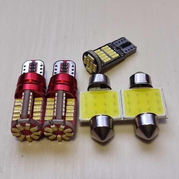 S200 210系 ハイゼット カーゴ 超爆光!T10 LED ルームランプ ナンバー灯 5個セット ダイハツ /57/26/t31拍卖