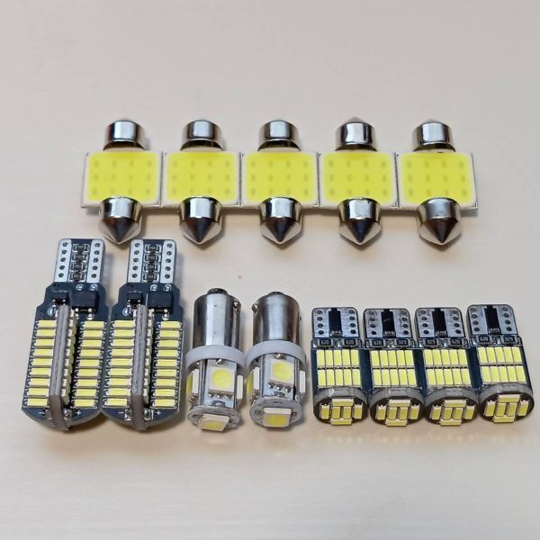 200系 ハイエース 4型 5型 6型 コミューター GL 超爆光!T10 LED ルームランプ ナンバー灯 バックランプ 13点セット /72/26/b9/t31拍卖