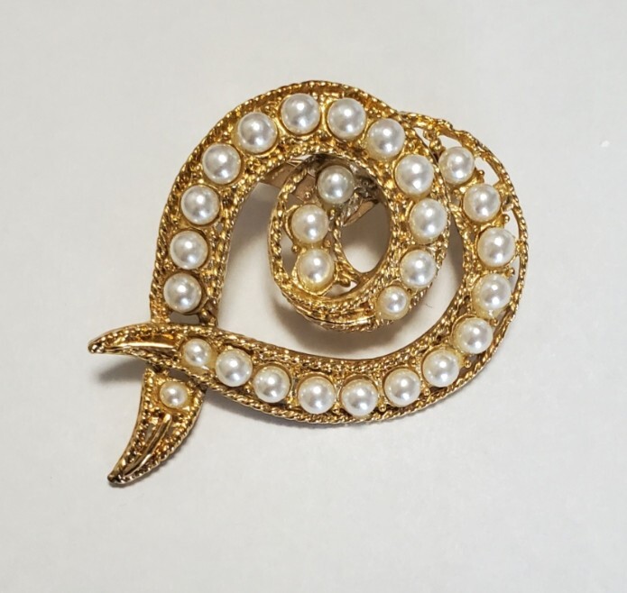 ブローチ ゴールドカラー レディース アクセサリー 14,7g きれいめ拍卖