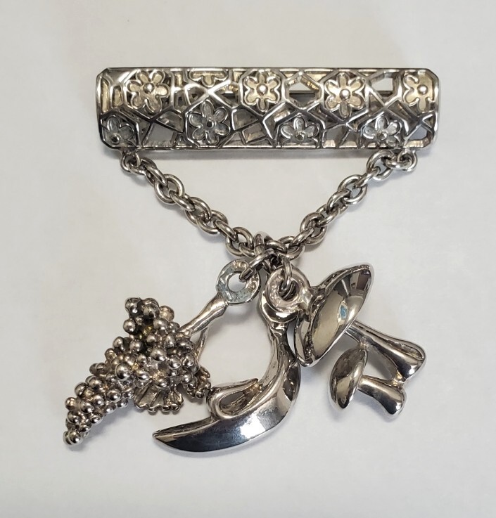 お洒落 ブローチ シルバーカラー レディース アクセサリー 20g 美品拍卖