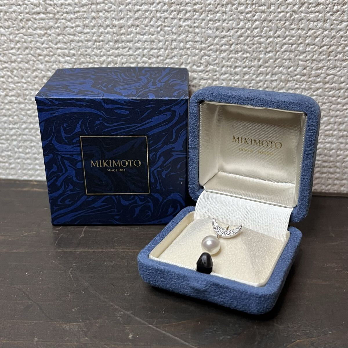 ミキモト ダイヤ アコヤパール ムーン ブローチ K18WG 月 月 ピンブローチ ペンダント あこや真珠 MIKIMOTO 拍卖