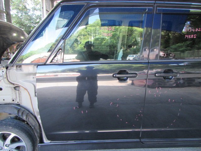 【個人宅配送不可】スズキ パレット MK21S H22年式 ■左フロントドア【カラー/ブラックパール】中古 ★213482拍卖