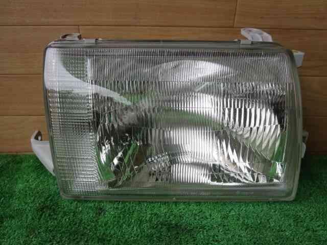 トヨタ コンフォート YXS11 H08年式 ■右ヘッドランプ コイト/ジャンク品/ ■中古 ★212088拍卖