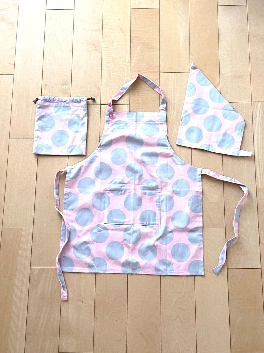 ハンドメイド★エプロン3点セット 130(年長)サイズ程 ドット(573)展示品の為値下げ拍卖