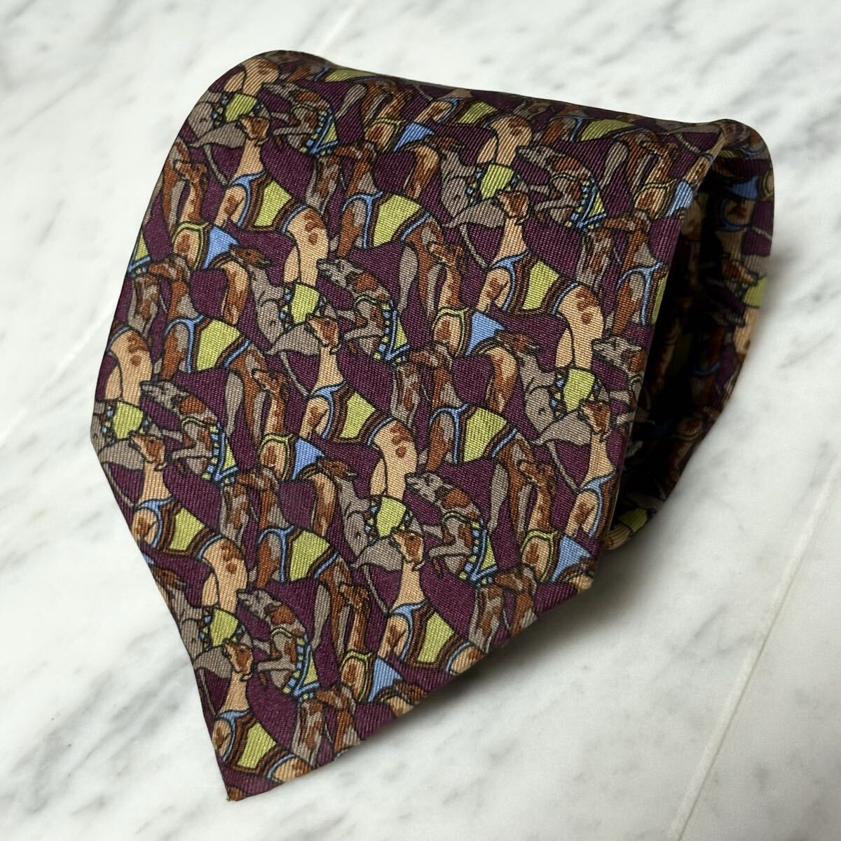 999円~ Ferragamo ネクタイ ボルドー ワインレッド 動物 マルチカラー (R5)拍卖