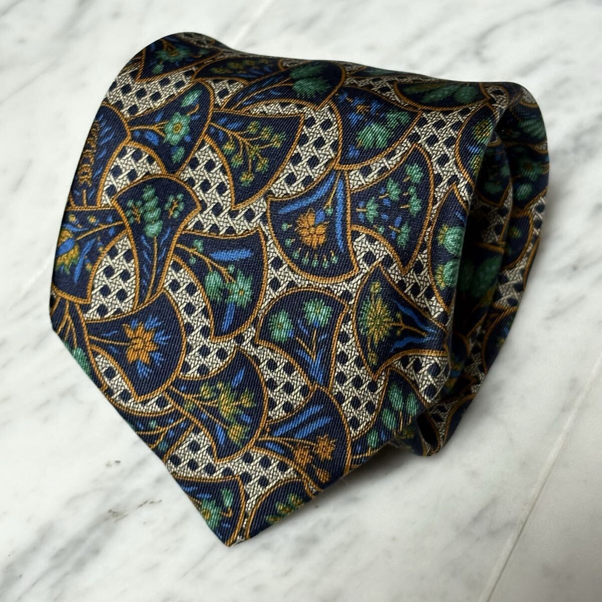 【美品】 999円~ Christian Dior ネクタイ ネイビー系 幾何学模様 総柄 (B14)拍卖