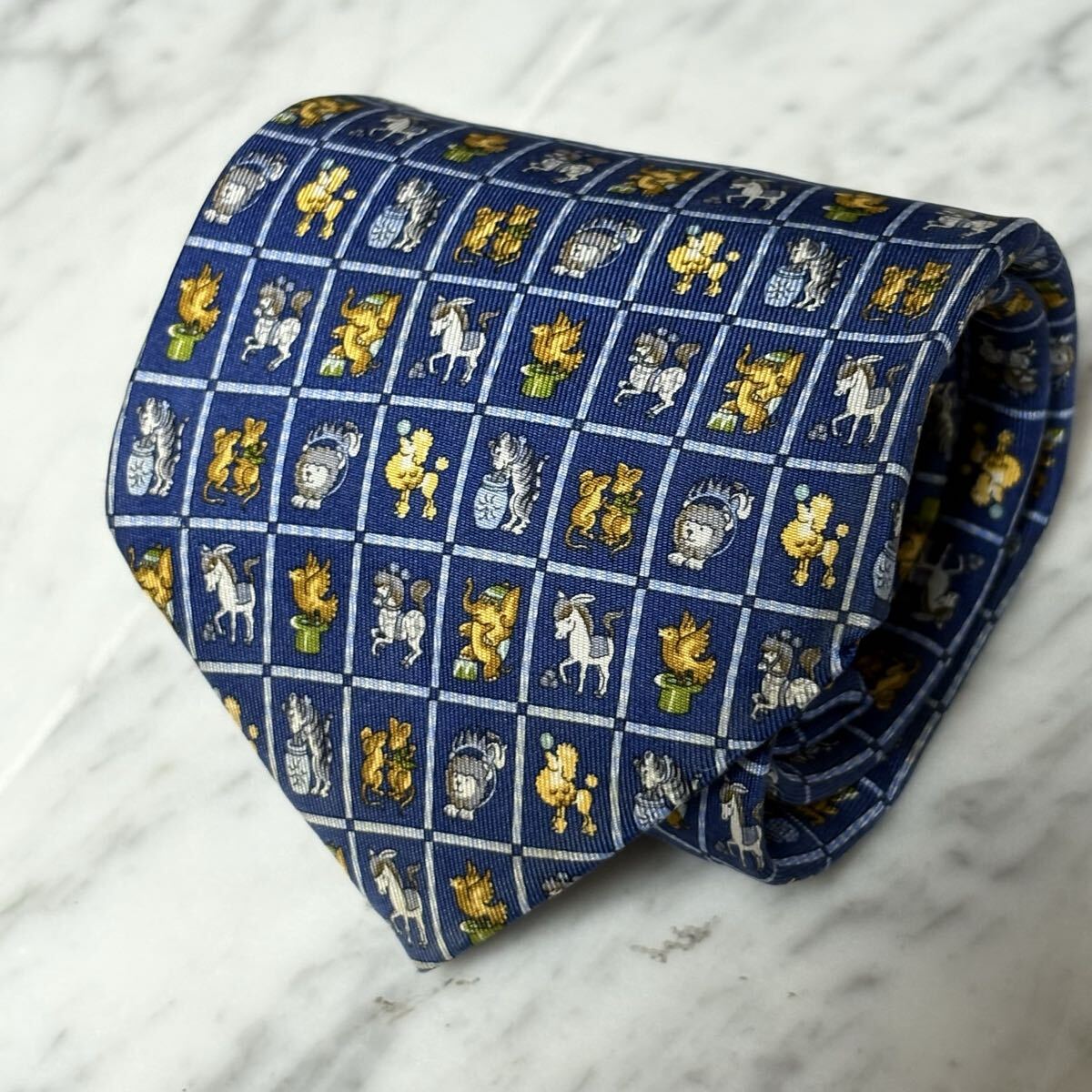 999円~ Ferragamo ネクタイ ネイビー 動物柄 ブロックチェック柄 (B15)拍卖