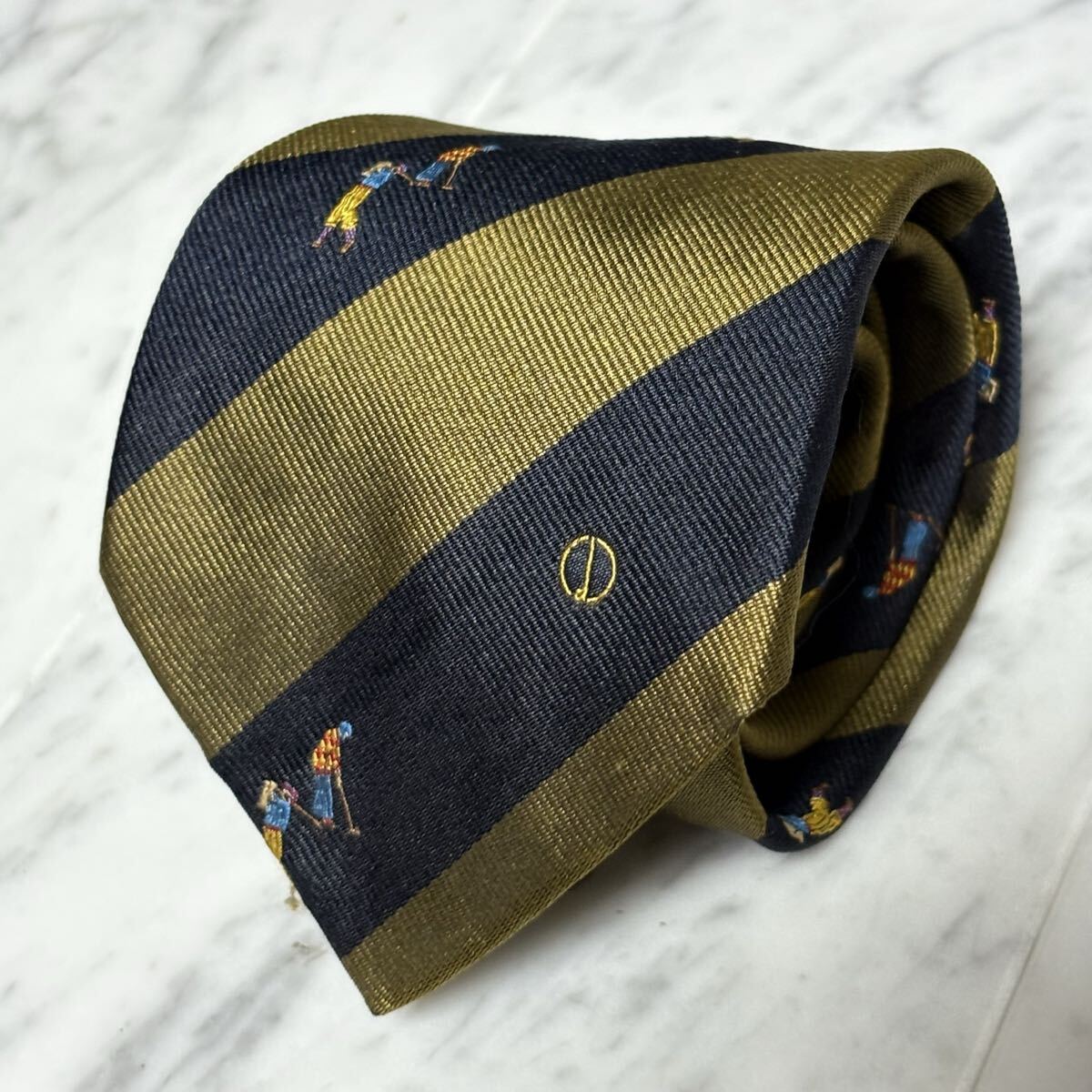 999円~ dunhill ネクタイ ロゴ ストライプ ゴルフ柄 ネイビー カーキブラウン系 (B15)拍卖