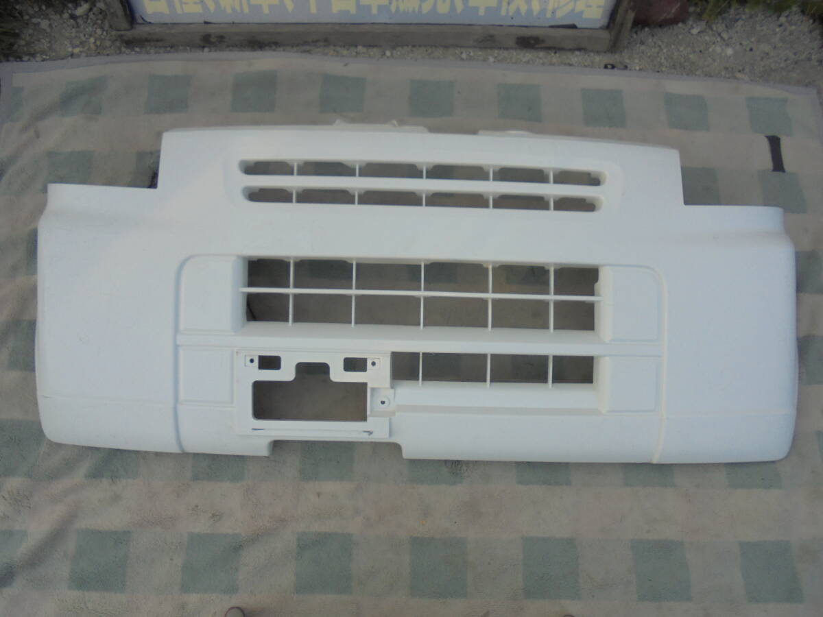 エブリィDA64V 純正 フロントバンパー 71771-68H0 ☆送料格安 ☆要確認   7579拍卖