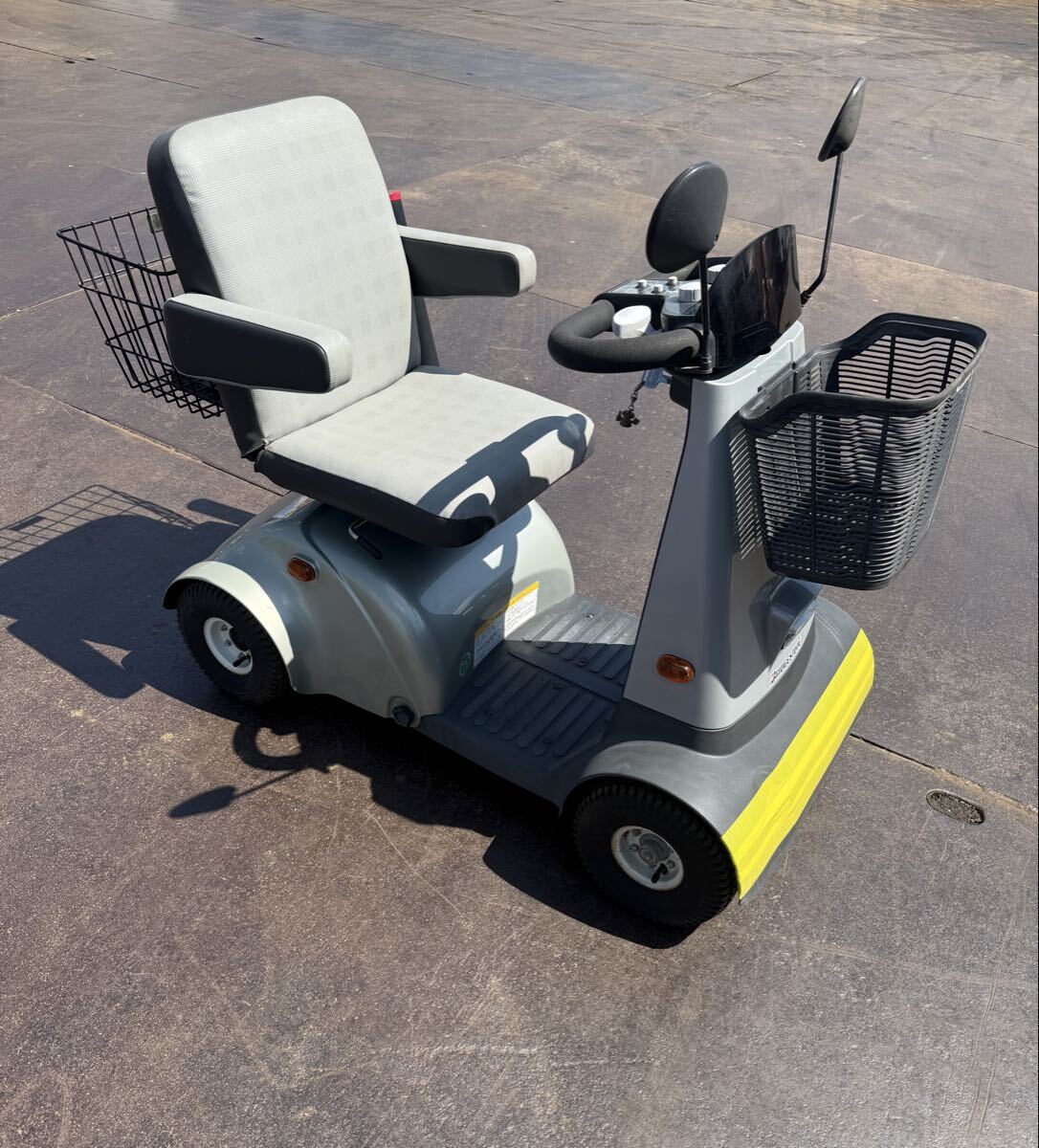 セニアカー シニアカー 電動車 電動カート 動作良好品! 山形発 手渡し 着払い 目玉商品!拍卖