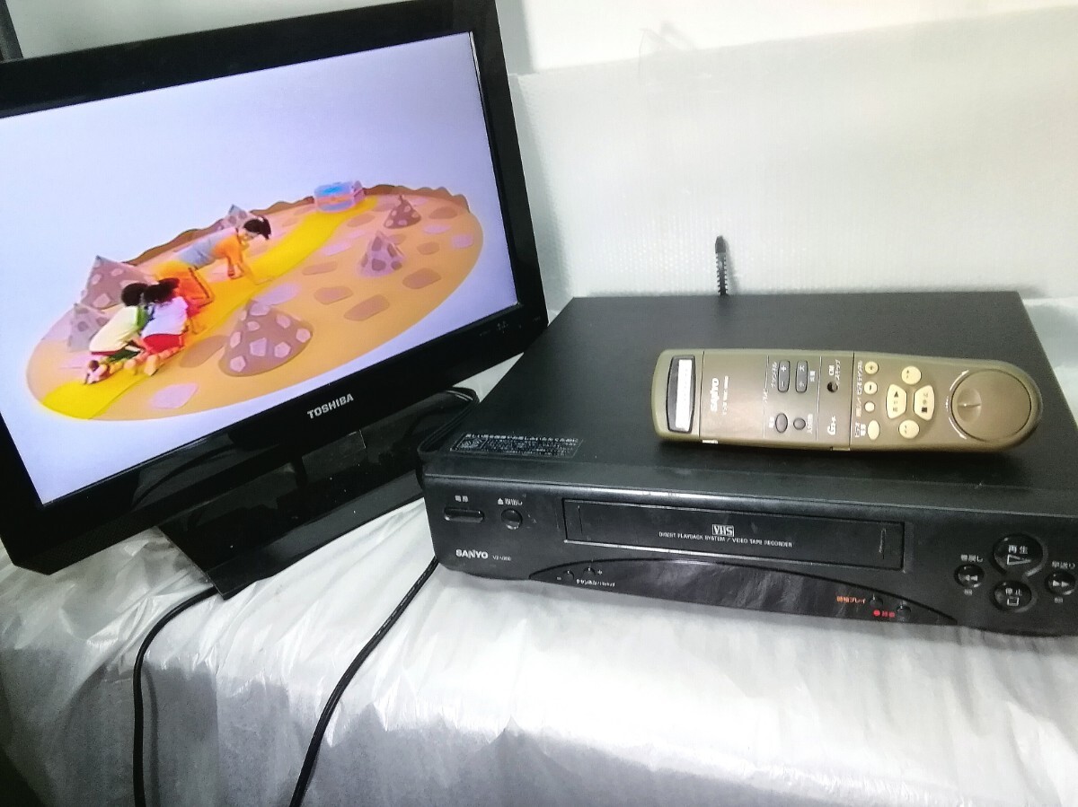 SANYO VZ-V200型 ビデオテープレコーダー 96年製 代替えリモコン/ビデオコード付き 昭和レトロ ビデオデッキ 簡単な再生確認済み拍卖