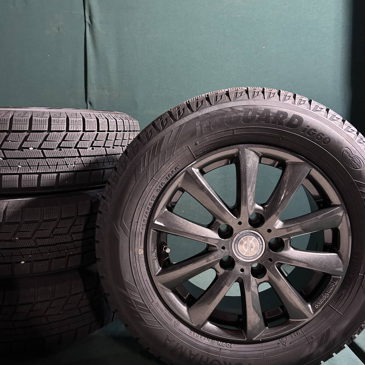 超バリ溝イボ付き★ 195/65R15 ヨコハマ IG60 4本セット スタッドレス ゴルフ ヴァリアント ゴルフトゥーラン 拍卖