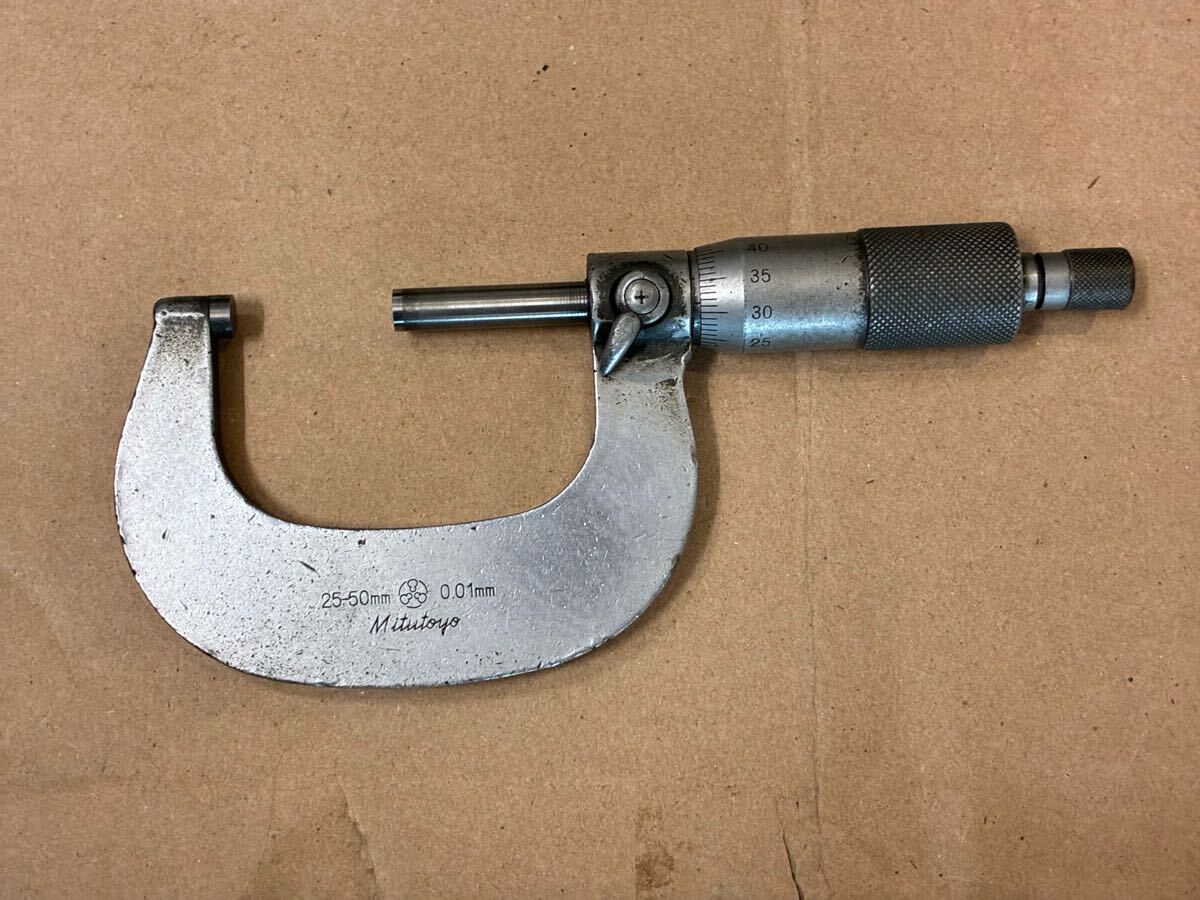 中古品 外側マイクロメーター ミツトヨ 25-50mm 0.01mm マイクロメーター 測定器 拍卖