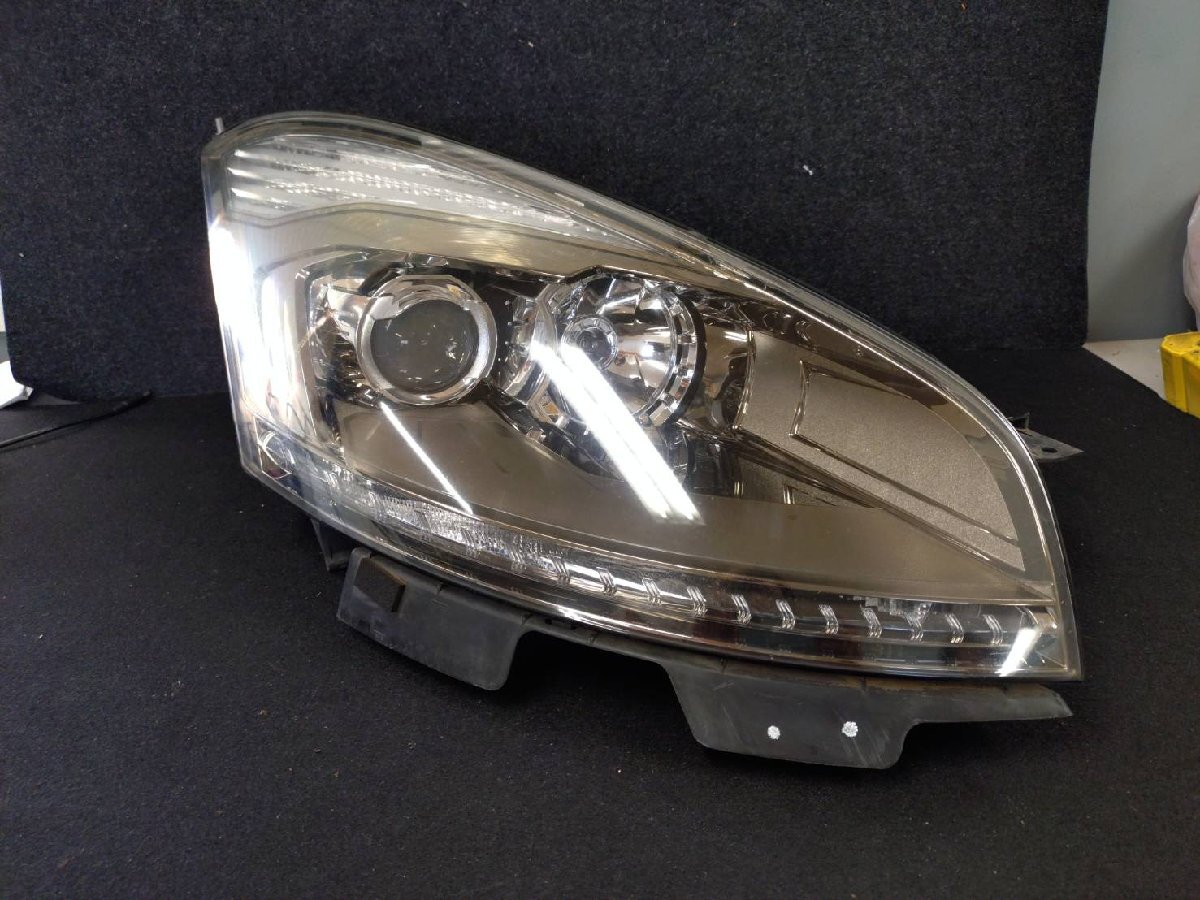 シトロエン C4 ピカソ 純正 右 ヘッドライト HID キセノン バラスト レベライザー 5DV 009 000-00 b8007-gyr拍卖