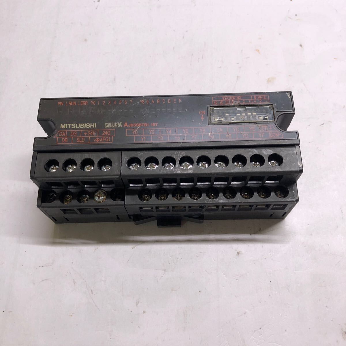 三菱 CC-Link小形タイプリモートI/Oユニット AJ65SBTB1-16T拍卖