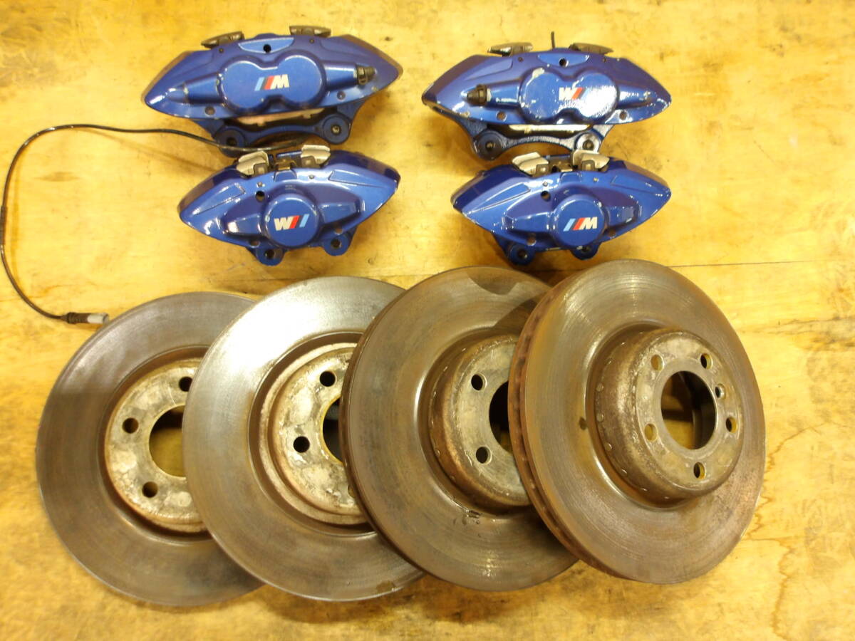②5454) BMW 1シリーズ 1B30 Brembo Mスポーツ 対向 キャリパー ローター 付き 4POT 2POT Mパフォーマンス ブレンボ F20 2025/08拍卖