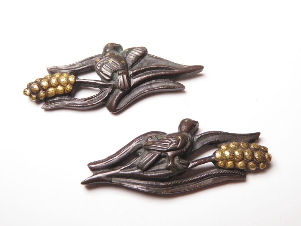 【11168】刀装具 江戸~明治 赤銅地 鶉 目貫(初品・買取品)拍卖