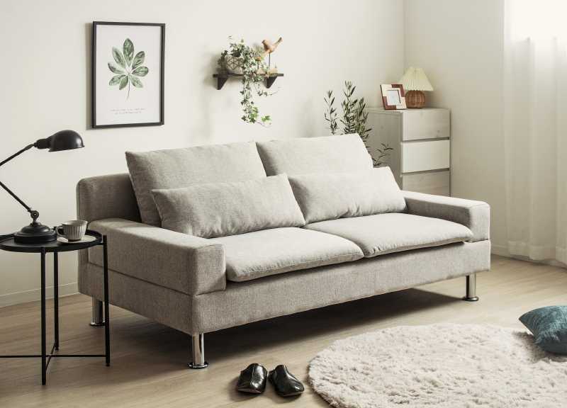 ワイドサイズ 3人掛けソファー 幅185 布張り 肘付き クッション付き グレー色拍卖