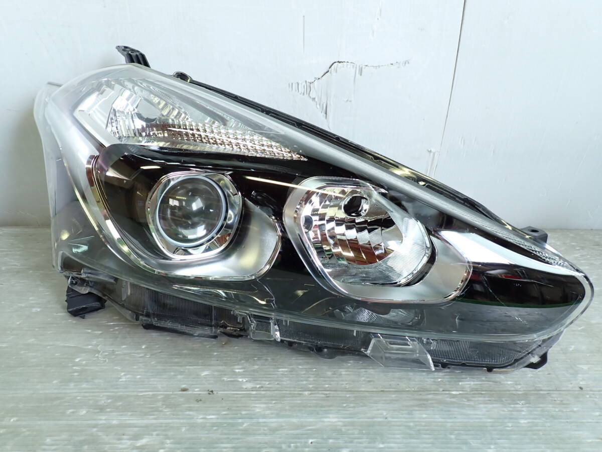 NSP170/NSP172/NCP175/NHP170 前期 シエンタ HV 純正 ハロゲン 右 ヘッド ライト ランプ 52-282・81130-52K20 【25-995】拍卖