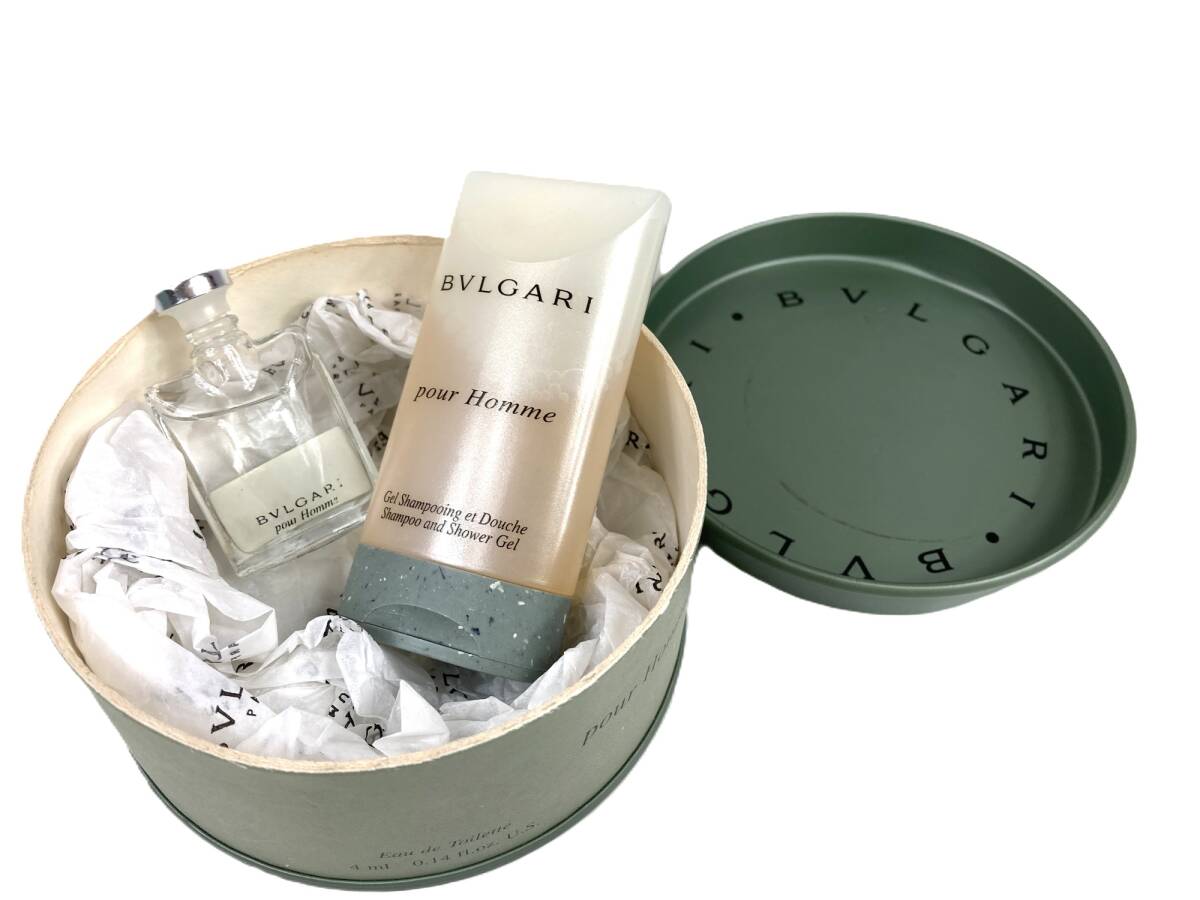 満量 ブルガリ BVLGARI プールオム シャンプー&シャワージェル 30ml プールオム オードトワレ 4ml セット ケース付き KES-3233拍卖