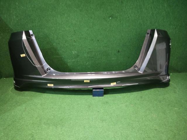 フリード DAA-GP3 リア バンパー カバー NH797M拍卖