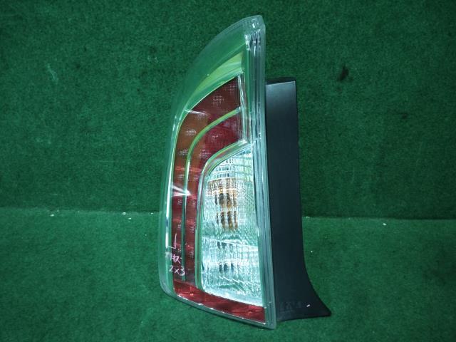 プリウス DAA-ZVW30 左 テール ランプ 9AE拍卖