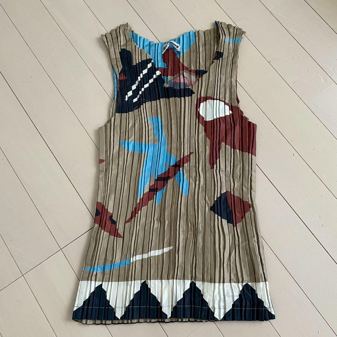 【希少】イッセイミヤケ プリーツプリーズ ノースリーブ 総柄 海の生物拍卖