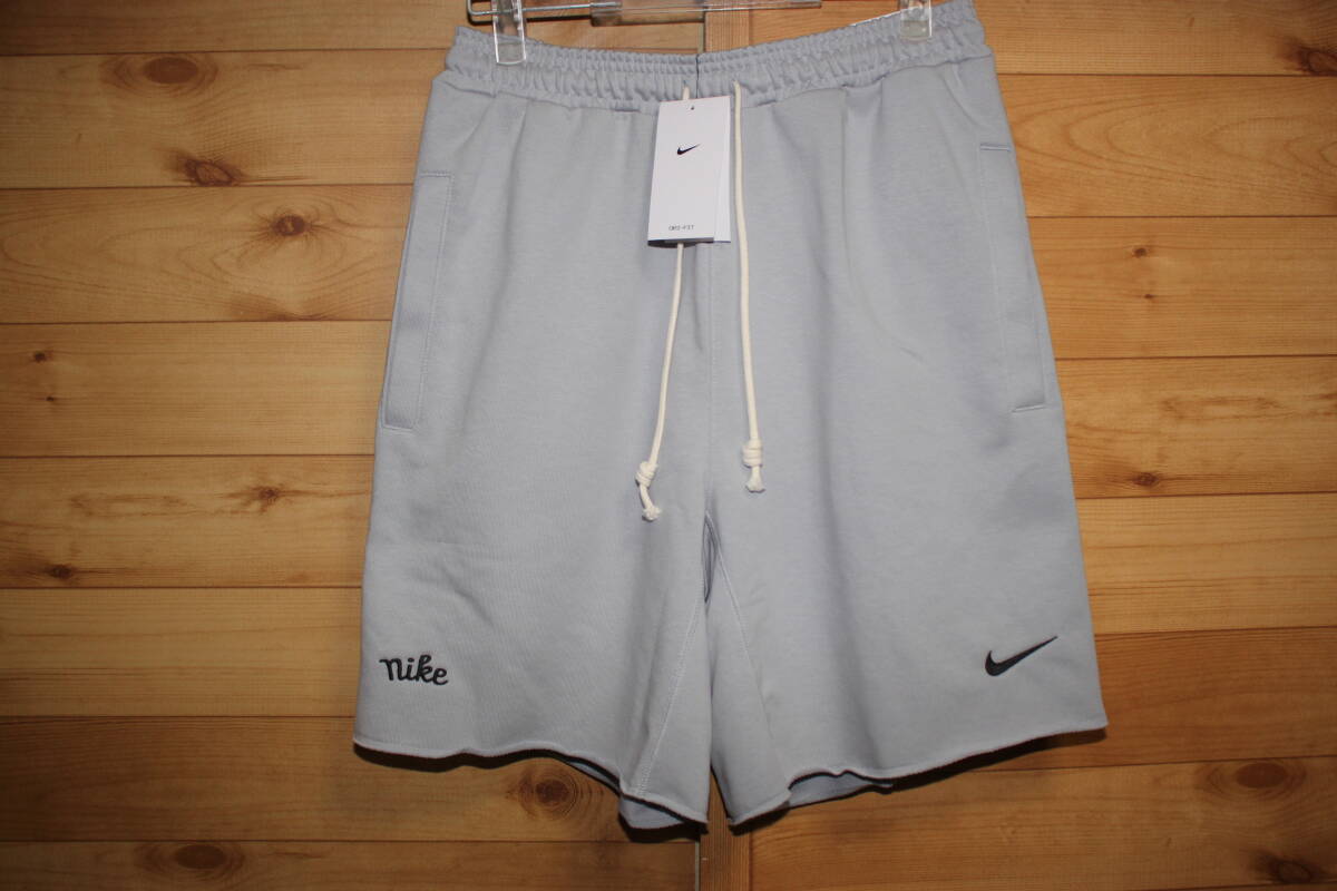 未使用 L ナイキNIKE バスケットボール スウェットハーフパンツ FN2891 送料無料拍卖