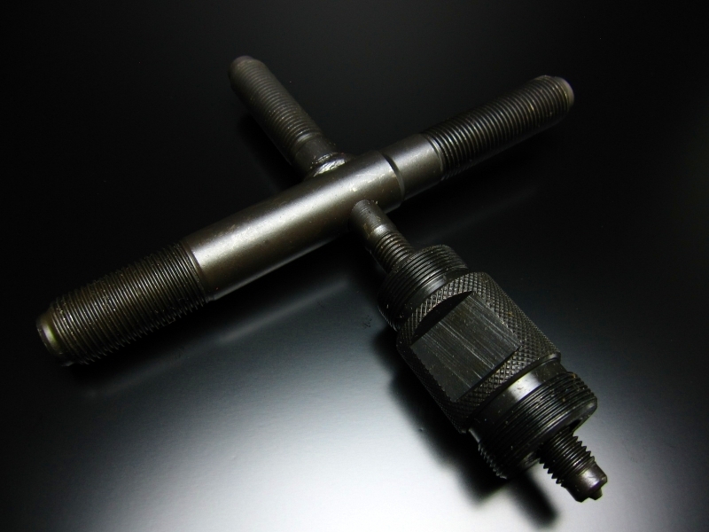 フライホイールプーラー ホンダ カブ/モンキー/ゴリラ/ダックス/シャリー/エイプなど拍卖